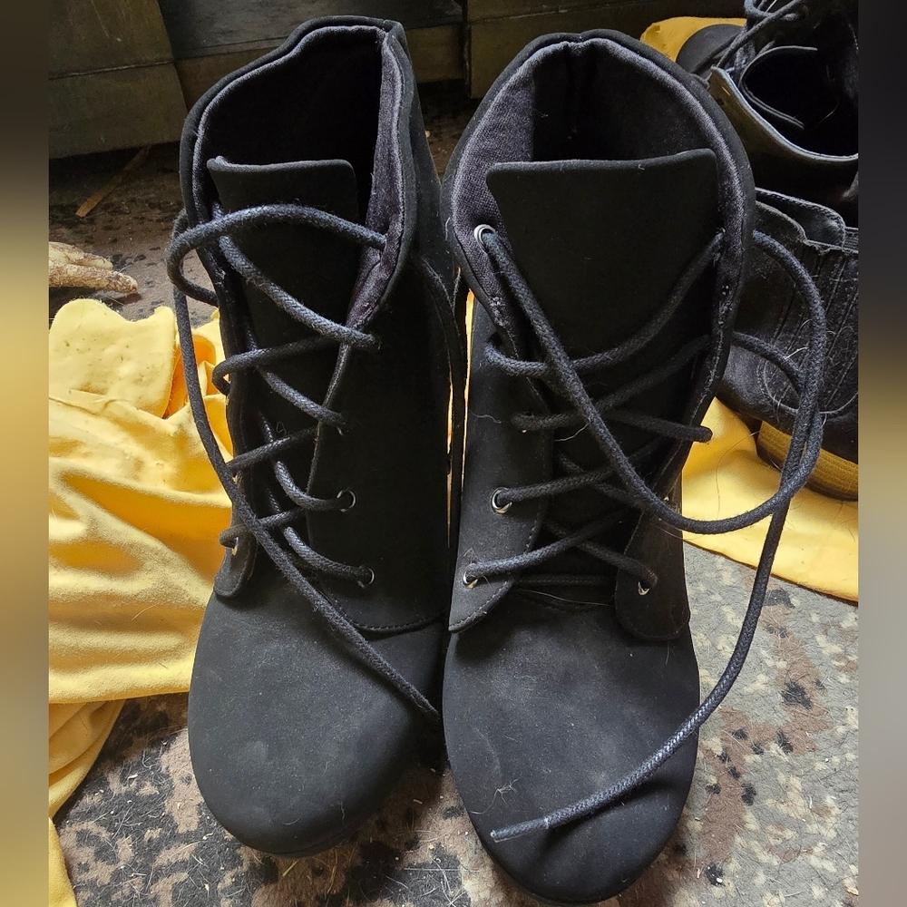 Booties - Picture 2 of 4